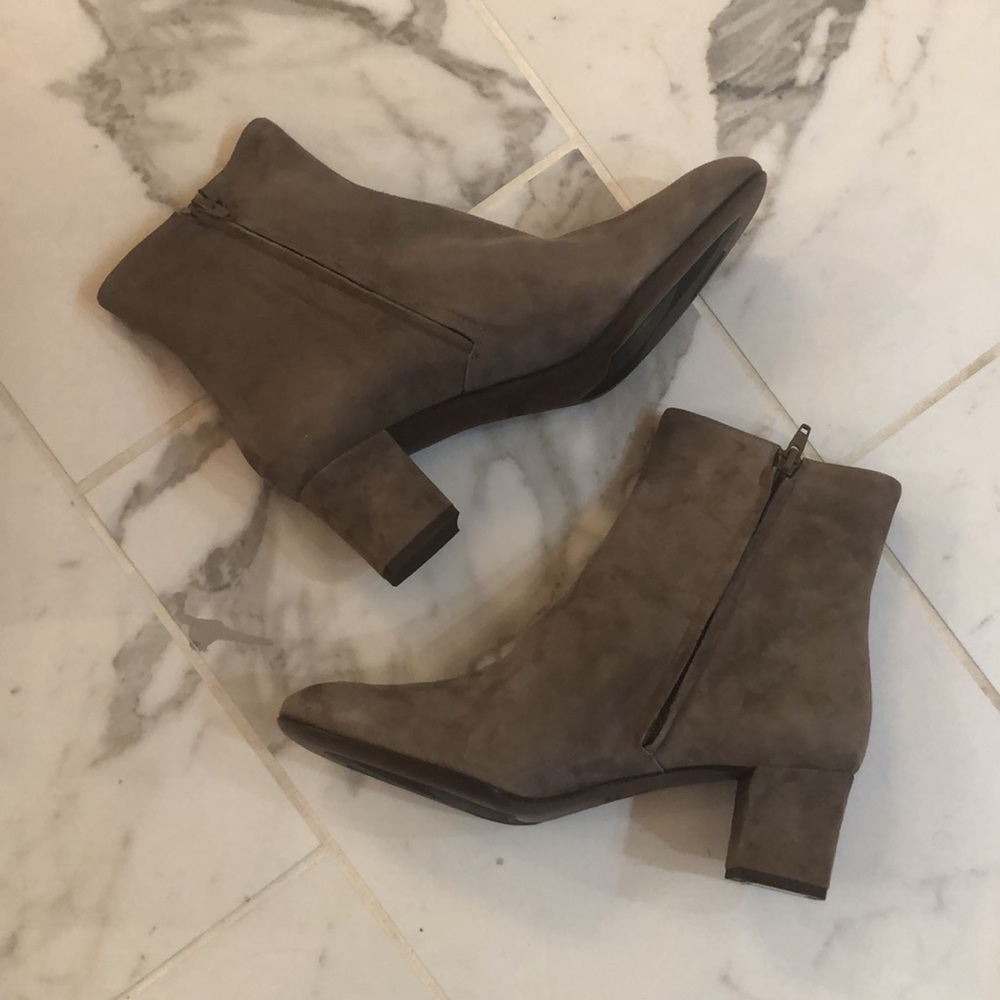 AGL Attilio Giusti Leombruni suede boot Pewter size 40 US 10 new in box fall
